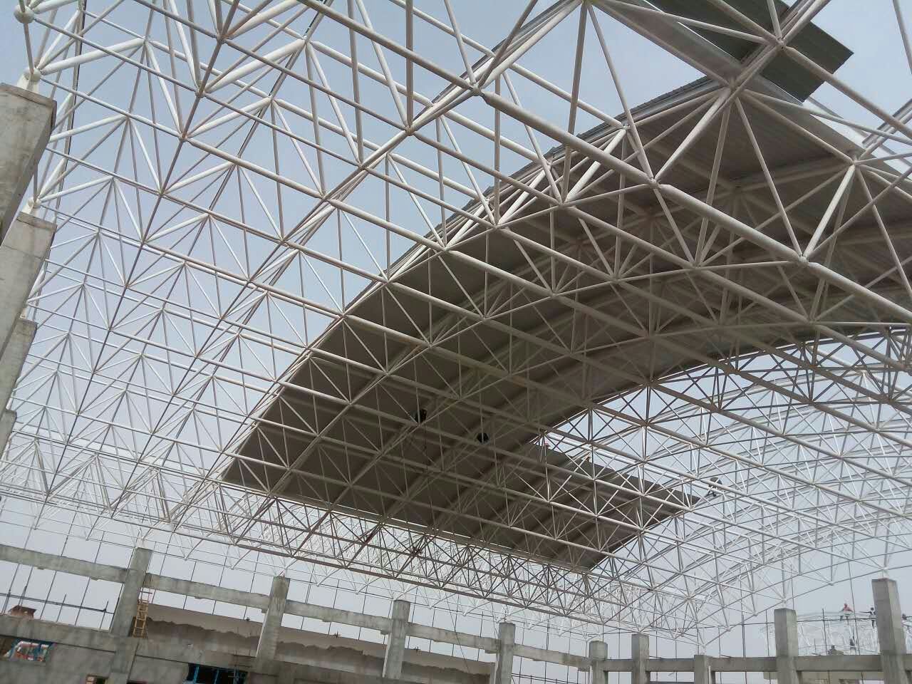 南阳青岛一汽网架